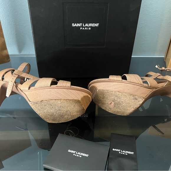 Saint Laurent T-Strap Platform Sandals - Picture 13 of 15
